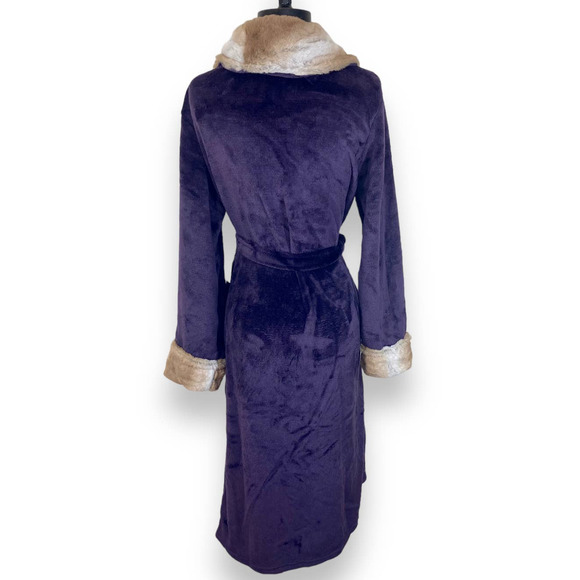 SOFT Faux fur mink purple robe, New womens soft plush mid length robe size small - Picture 4 of 11